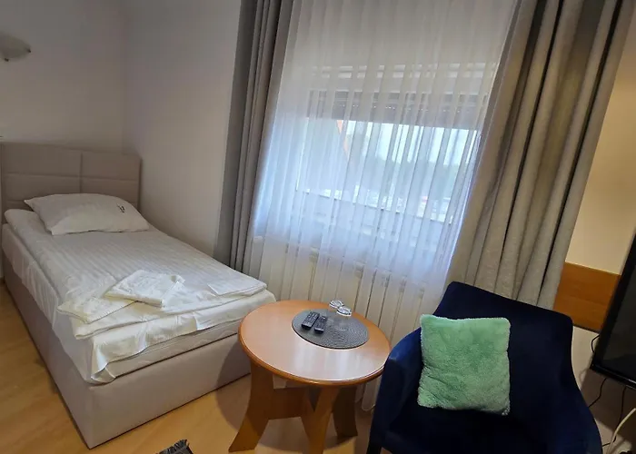 Motel Za Miedza