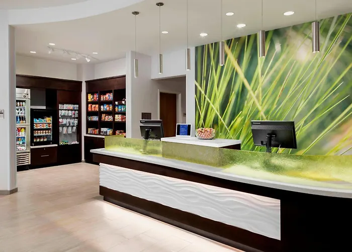 Hotels Close to Airport Springhill Suites By Marriott San Diego Mission Valley