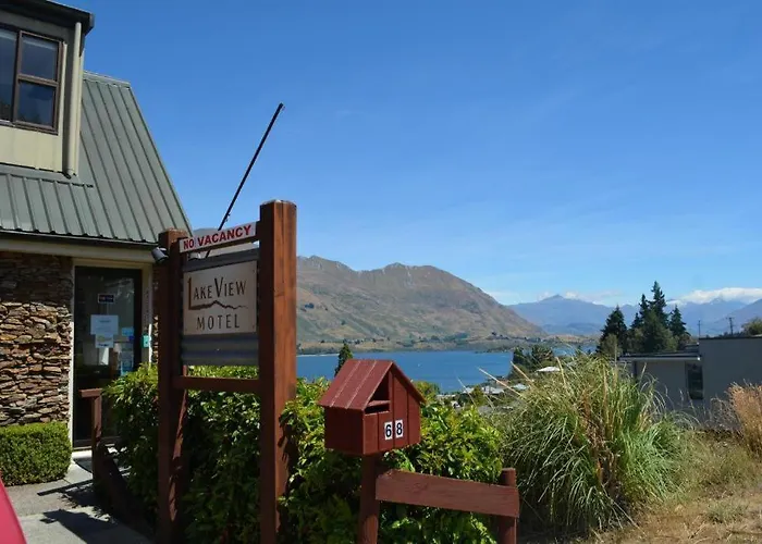 Lakeview Motel