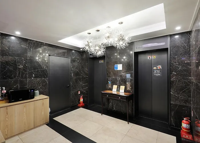 Jamsil Tomgi Hotel