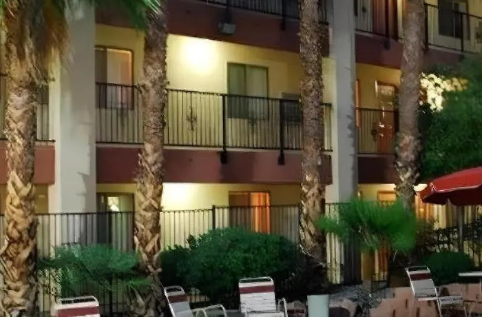 Nellis Suites At Main Gate Hotel