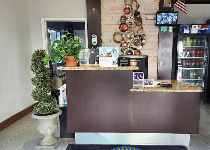 Days Inn & Suites By Wyndham Gonzales Tx