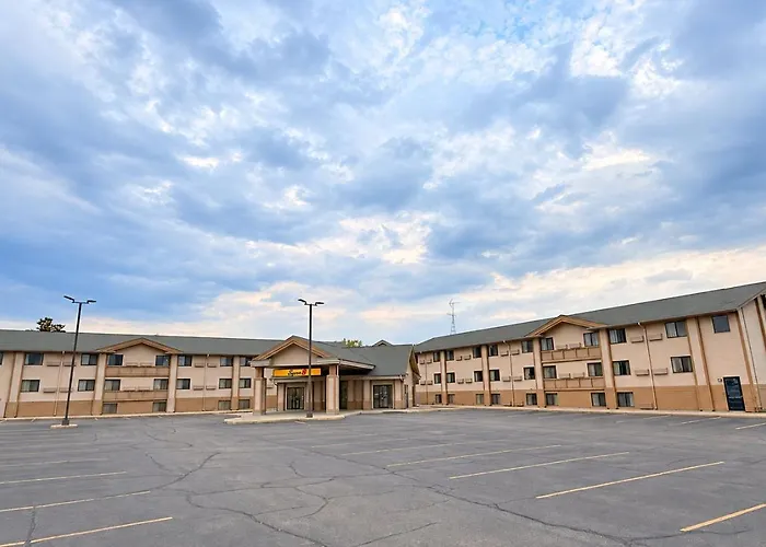 Super 8 By Wyndham