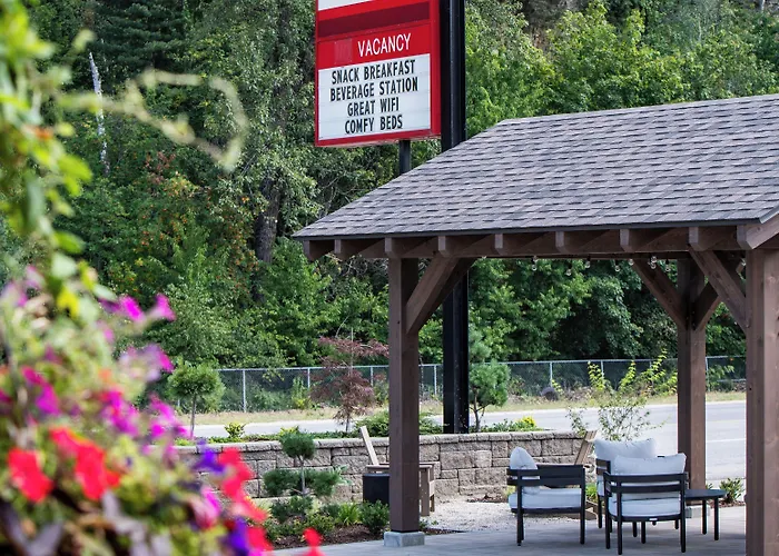 Swiss Chalet Motel
