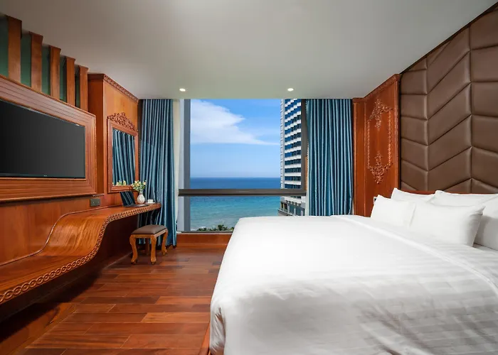 Monalisa Luxury Hotel