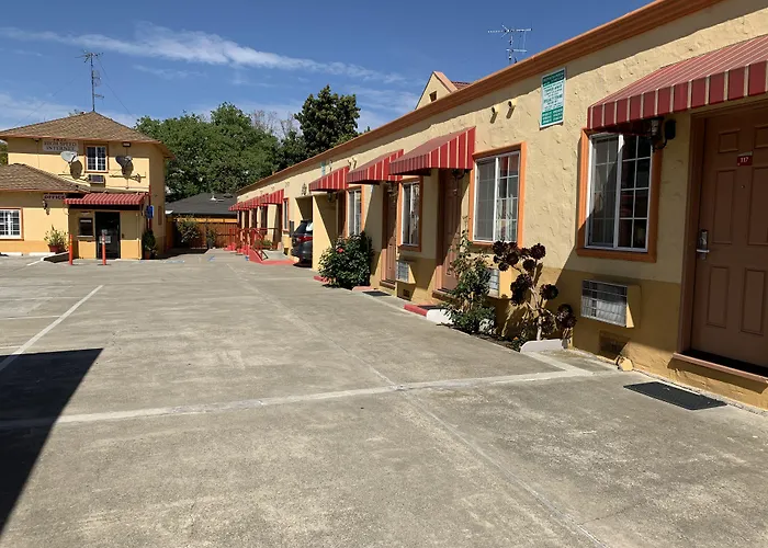 Budget Motel