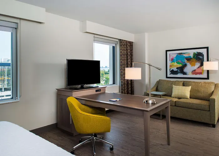 Hampton Inn&Suites Wynwood Design District