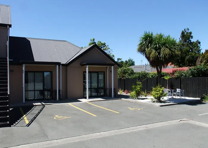 Abbella Lodge Motel