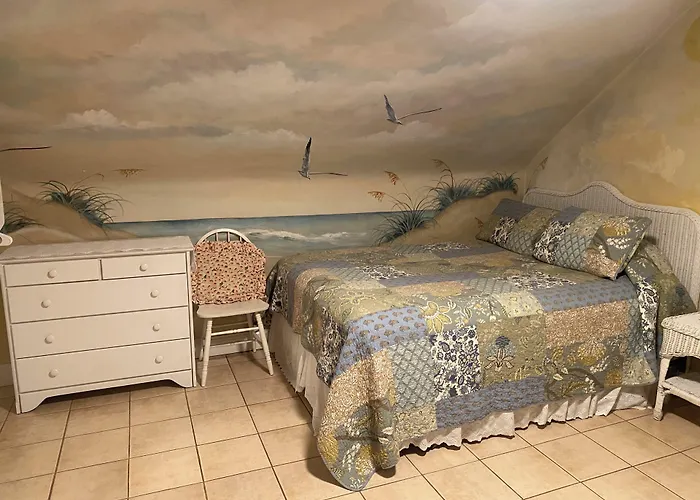 Angie'S Guest Cottage