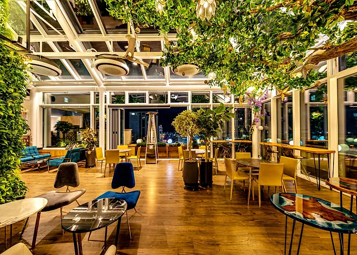Hotel Leo