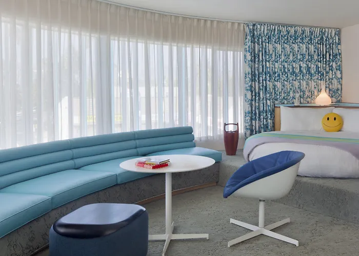 The Beverly Laurel Hotel At West Hollywood