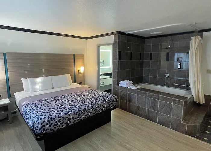 Discovery Inn