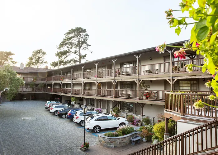 3 star hotels Coachman'S , A Four Sisters