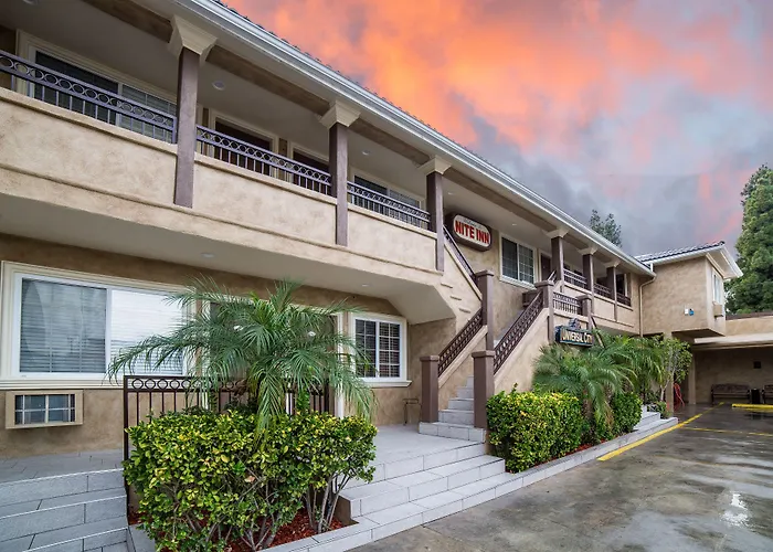 Nite Inn At Universal City - Walking Distance To Universal Studios Hollywood