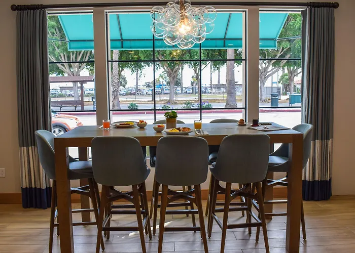 Dog friendly hotels Beachside Inn