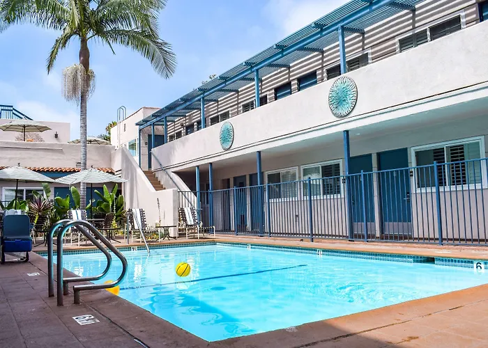 Dog friendly hotels Beachside Inn