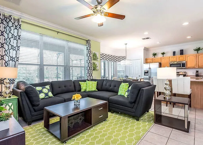 Villa: Loyalty Vacation Homes - Kissimmee