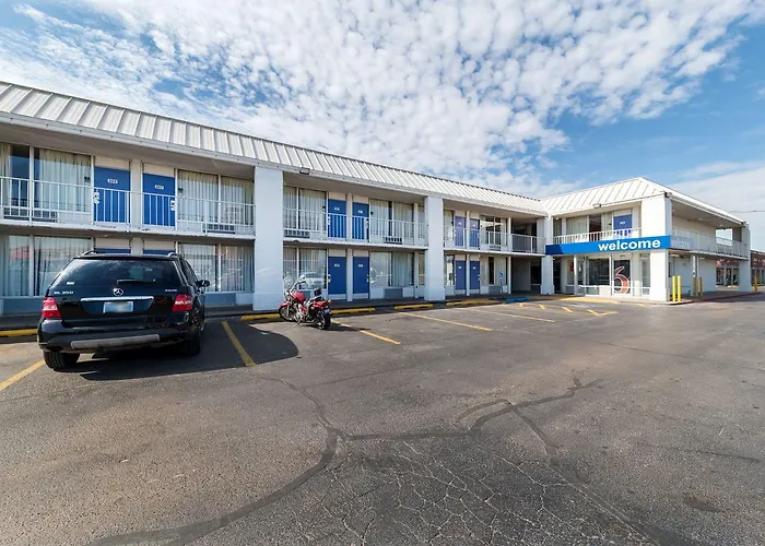 Motel 6 Bricktown