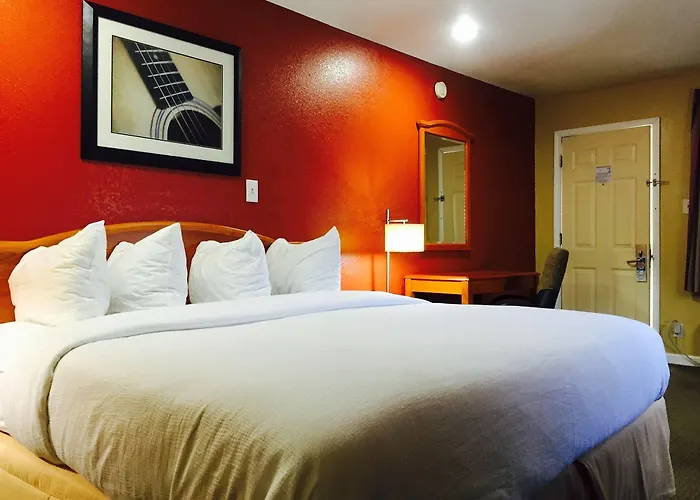 Vista Inn & Suites Beale Street