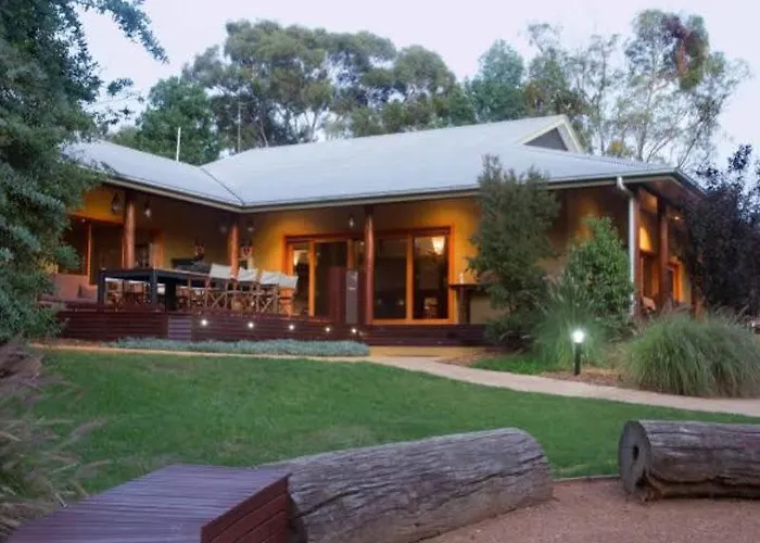 Zoofari Lodge, Taronga Western Plains Zoo
