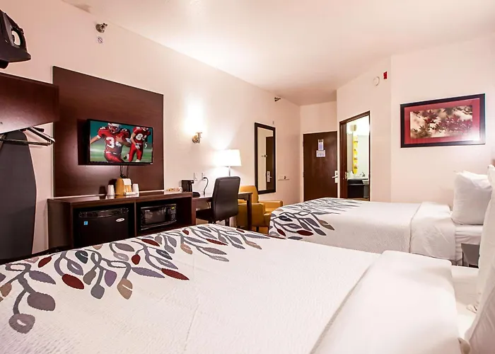 Hotel: Seasons Inn Traverse City
