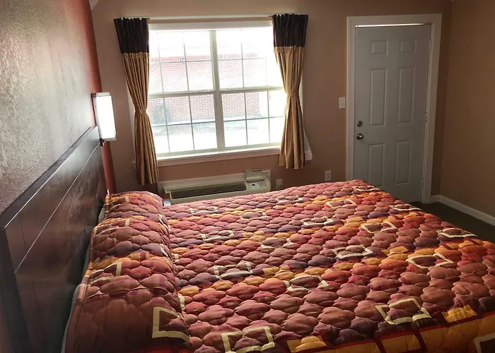 Budget Inn - New Albany