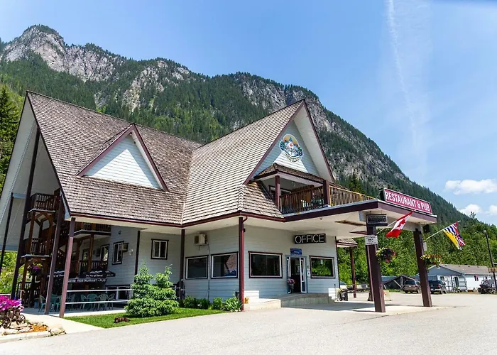 Villa: Peaks Lodge