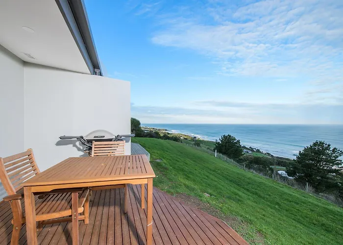 Romantic hotel: Seafarers Getaway