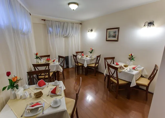 Vila Paris Boutique Hotel