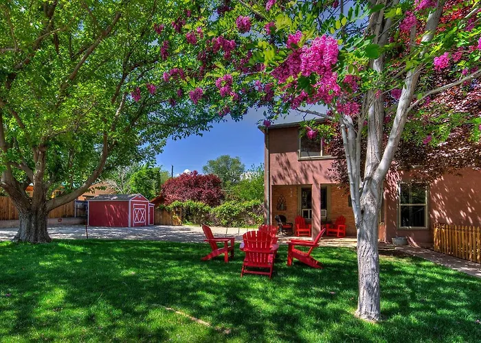 Cali Cochitta Vacation Rentals