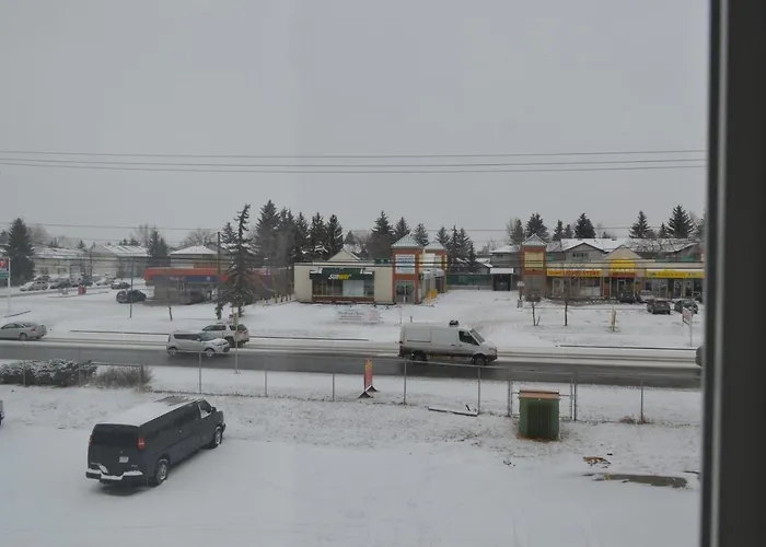 Airport Traveller'S Inn